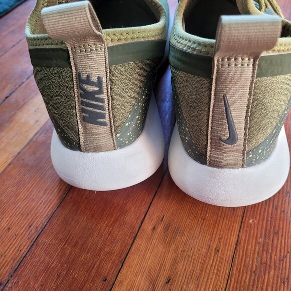 Nike Lunarcharge in Camper Green, sz 9.5 - Picture 3 of 9